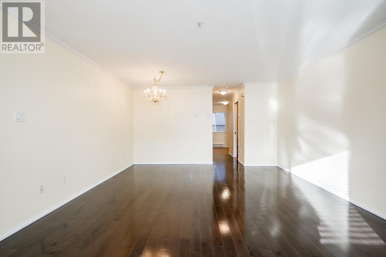 Photo 2 of 103 624 Agnes Street, New Westminster BC
