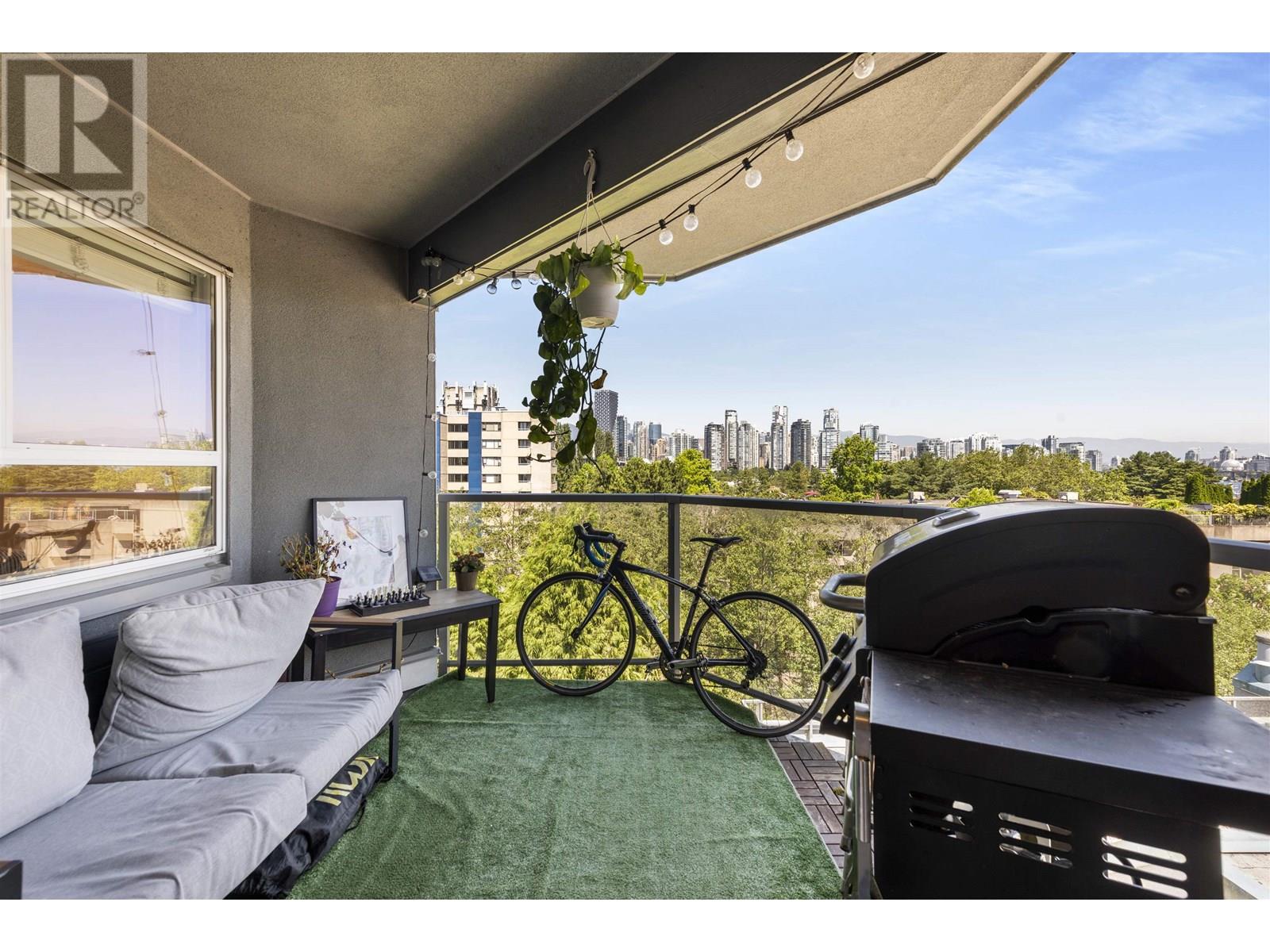 Photo 14 of 306 1365 W 4th Avenue, Vancouver BC