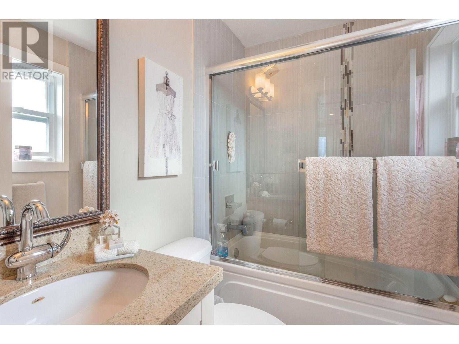 Photo 21 of 3732 Linwood Street, Burnaby BC