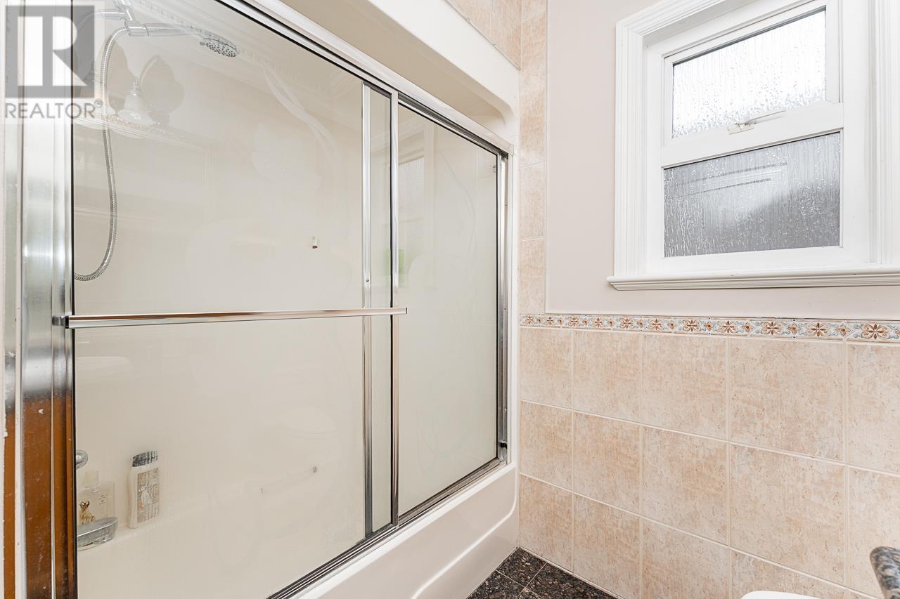 Photo 19 of 1437 E 58th Avenue, Vancouver BC