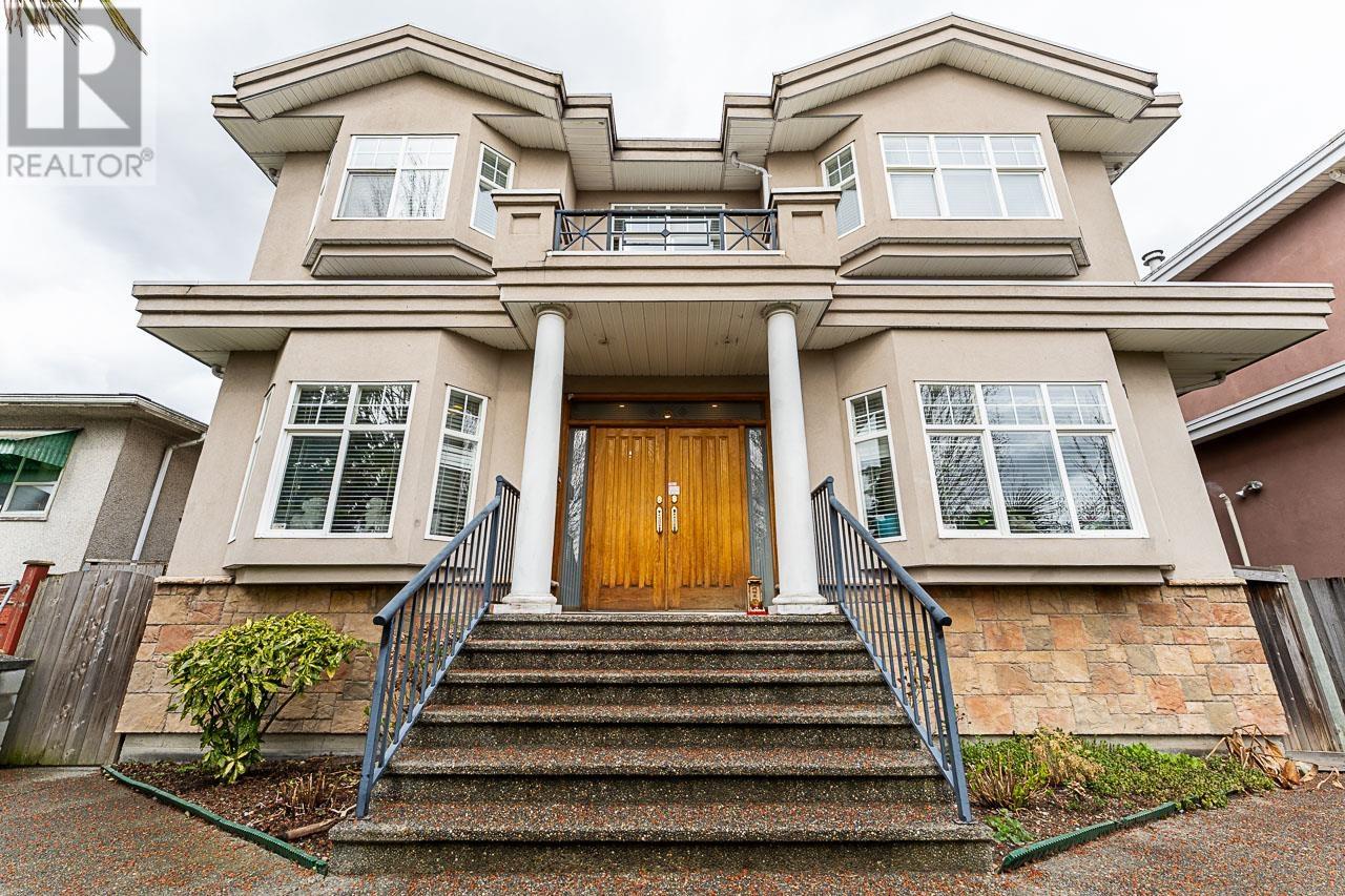 Photo 2 of 1437 E 58th Avenue, Vancouver BC