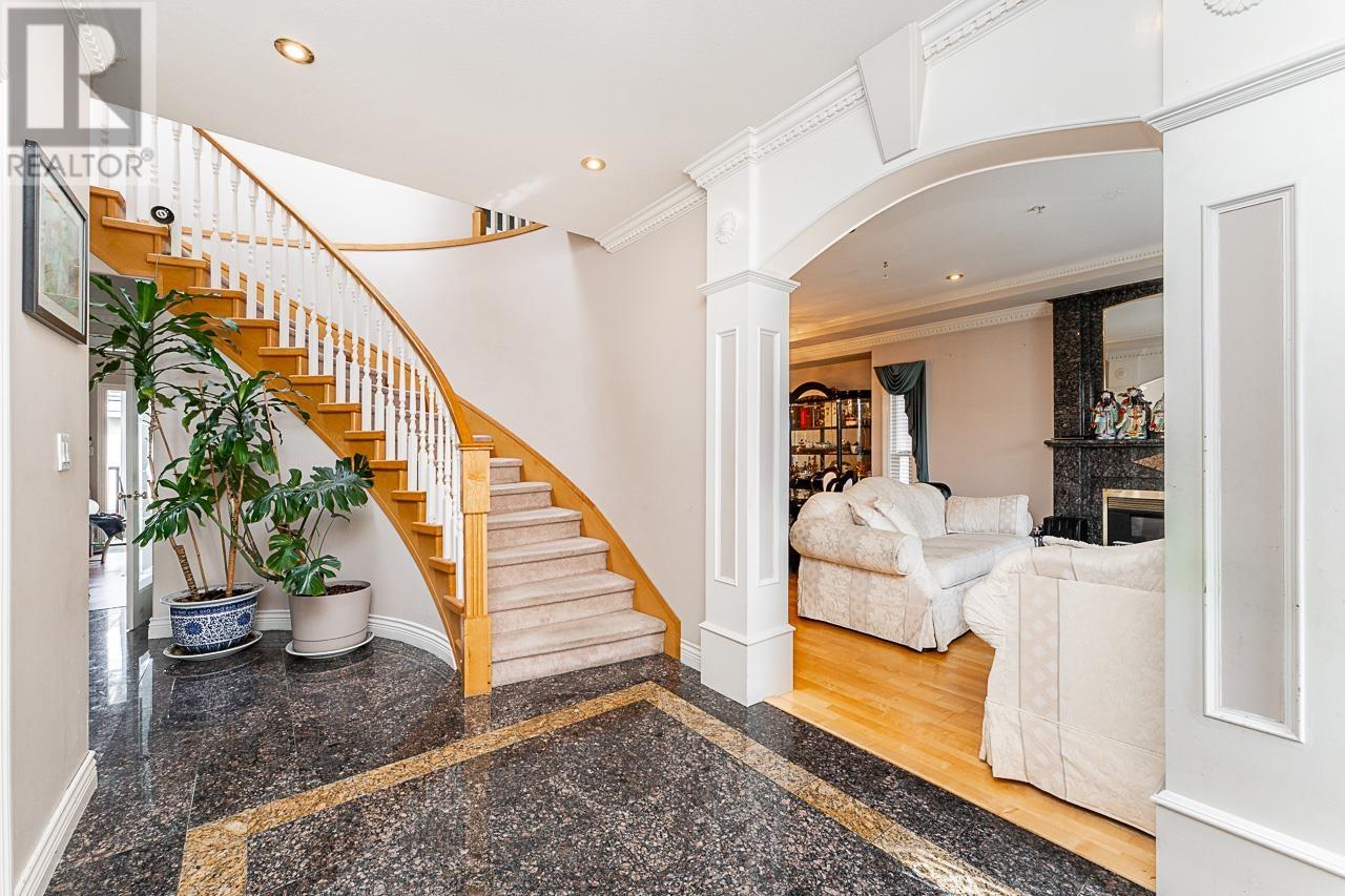 Photo 4 of 1437 E 58th Avenue, Vancouver BC