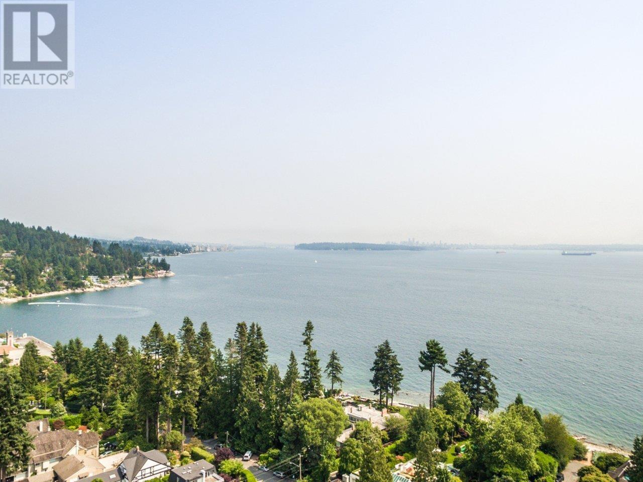 Photo 27 of 4386 Erwin Drive, West Vancouver BC