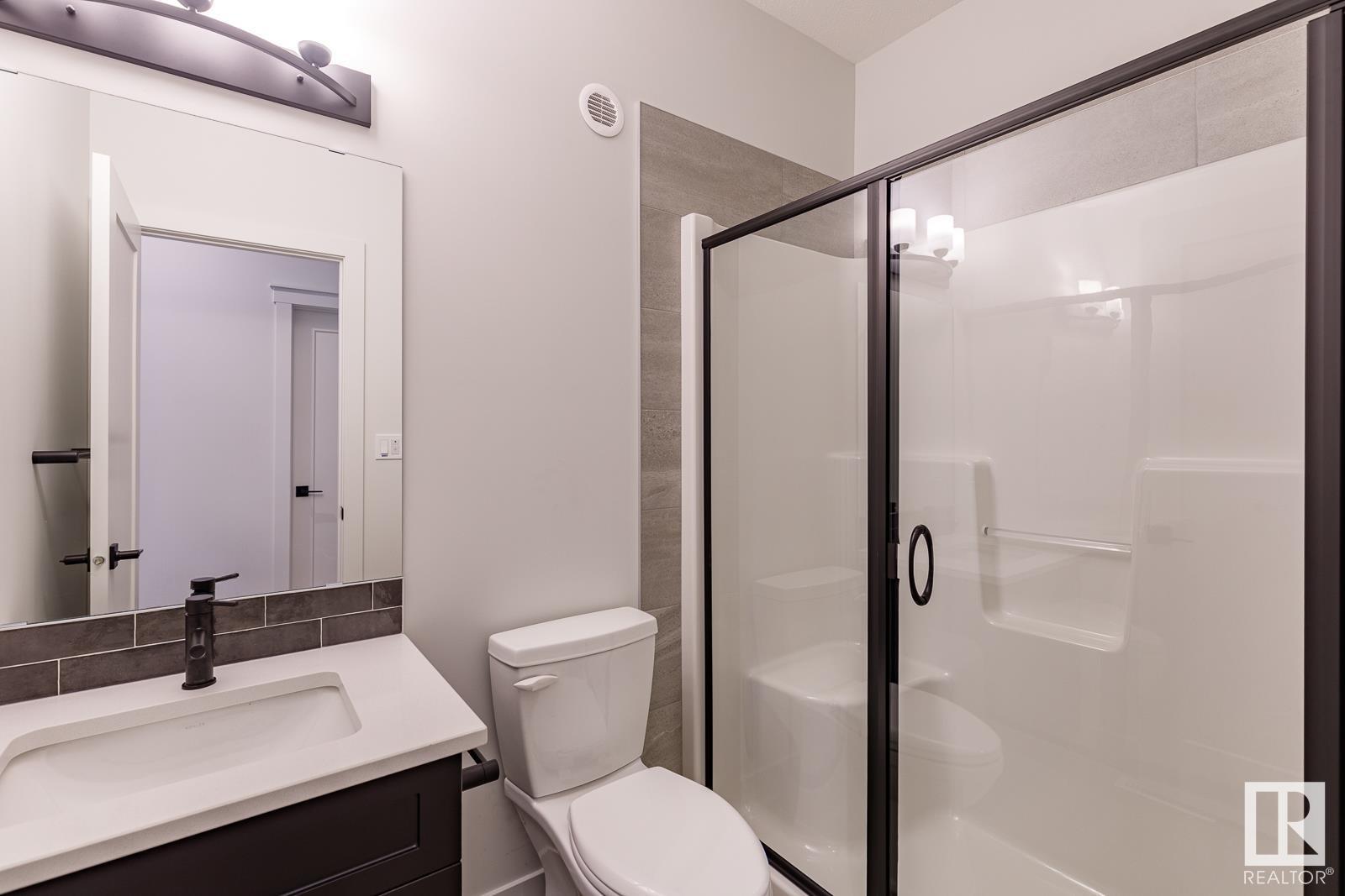 Photo 10 of 15679 18 Av Sw, Edmonton AB