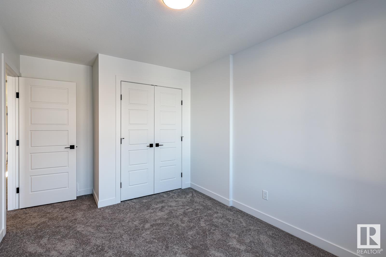 Photo 18 of 15679 18 Av Sw, Edmonton AB