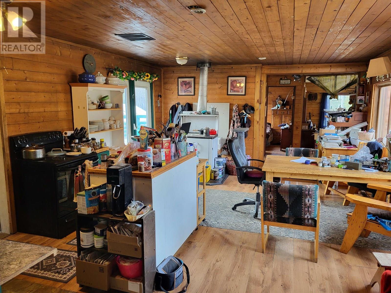58164 EAKIN SETTLEMENT Road, Burns Lake