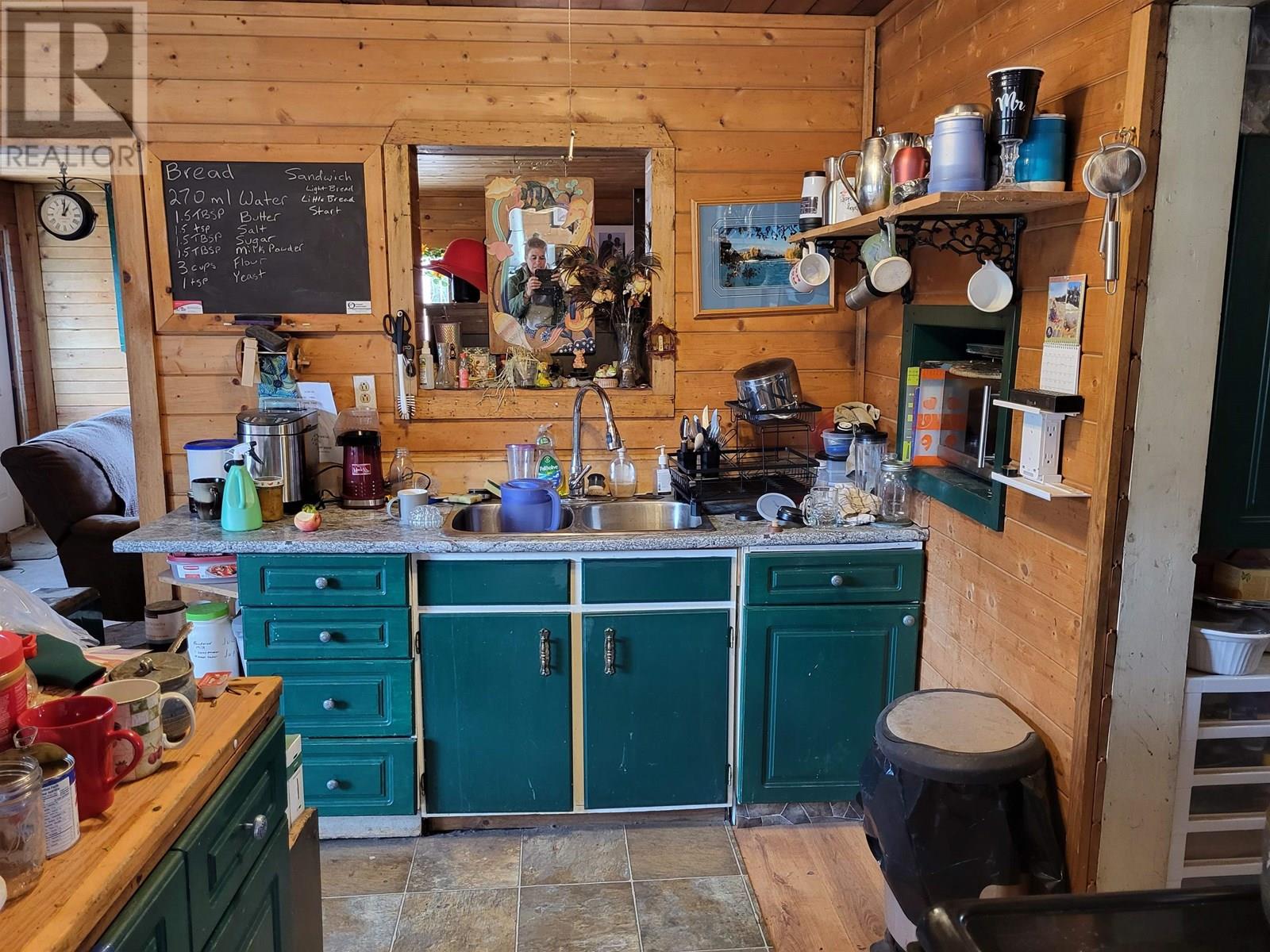 58164 EAKIN SETTLEMENT Road, Burns Lake