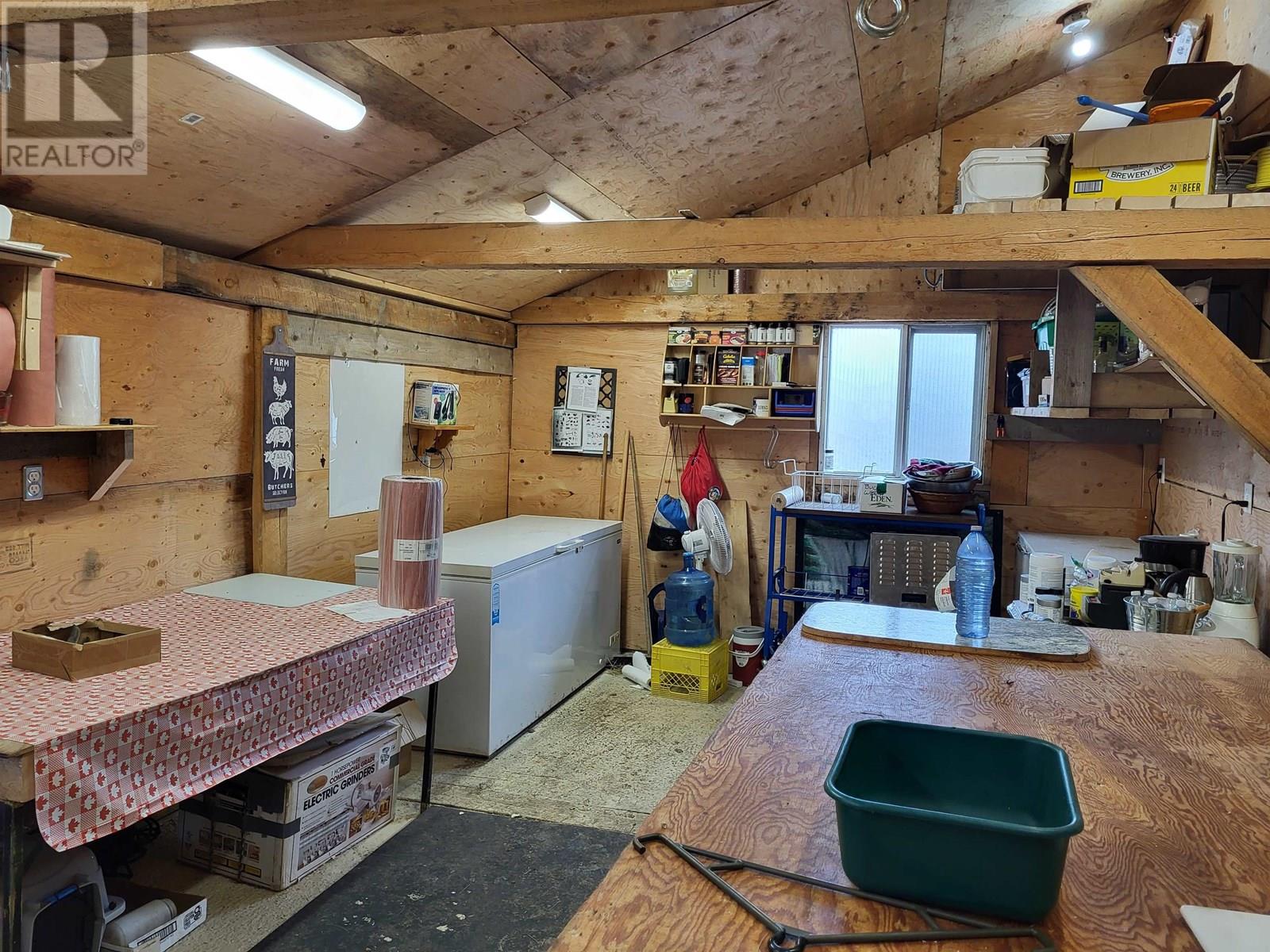 58164 EAKIN SETTLEMENT Road, Burns Lake