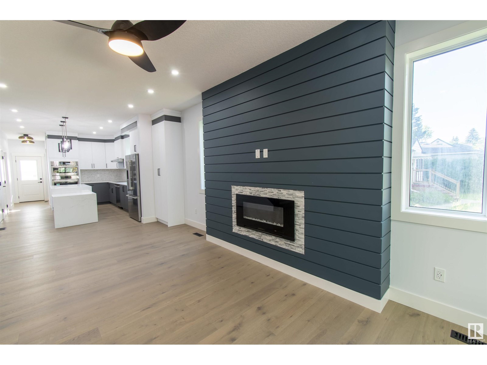 Photo 5 of 10954 135 St Nw, Edmonton AB