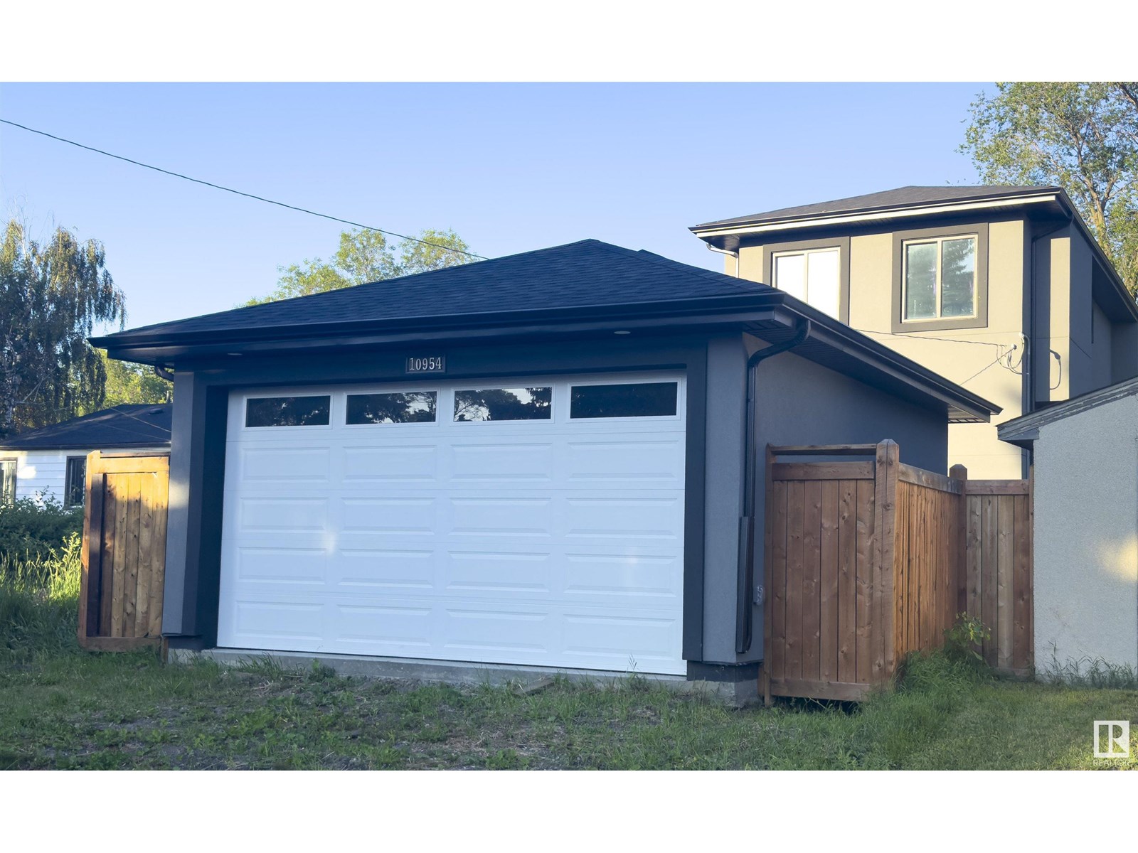 Photo 39 of 10954 135 St Nw, Edmonton AB