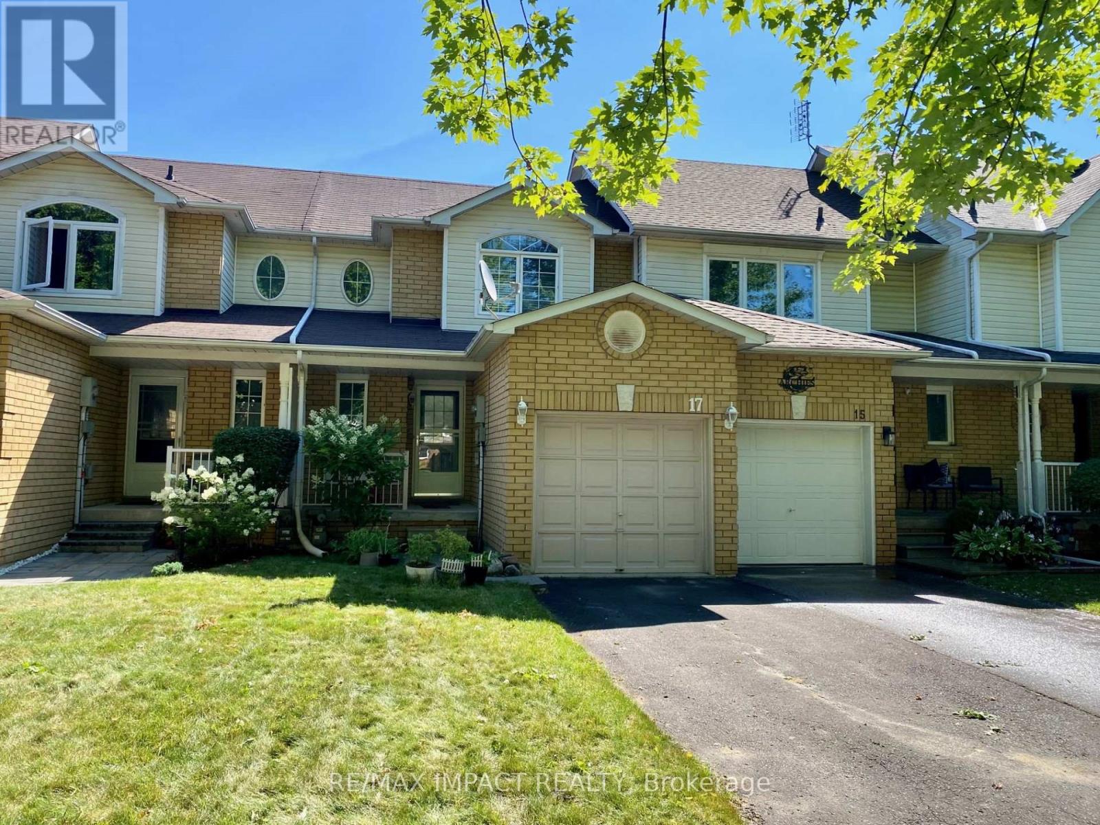 Photo 8 of 17 Pidduck Street, Clarington ON