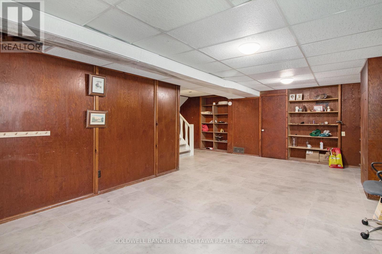 Photo 11 of 3061 Upper Otterson Place, Ottawa ON