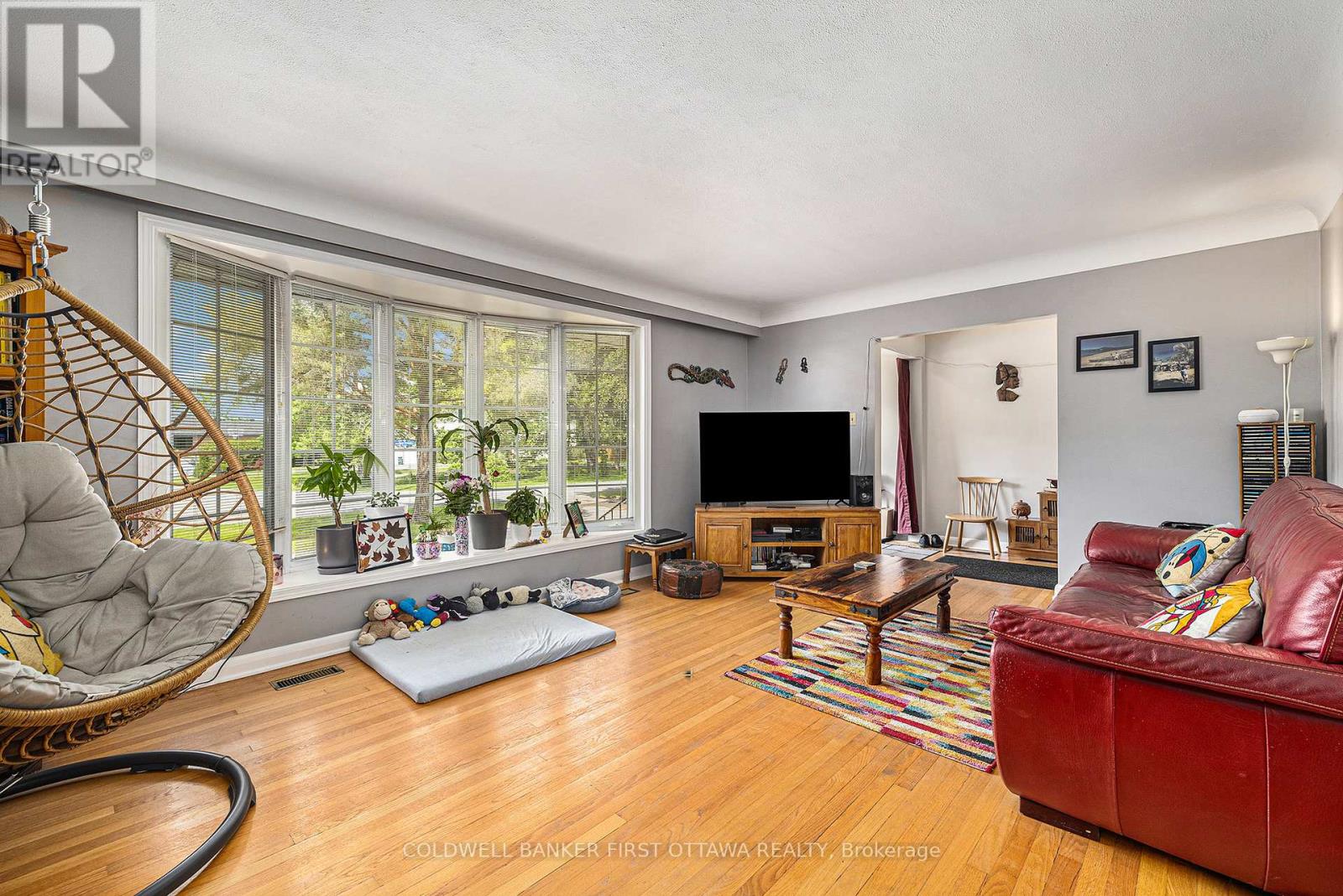 Photo 5 of 3061 Upper Otterson Place, Ottawa ON