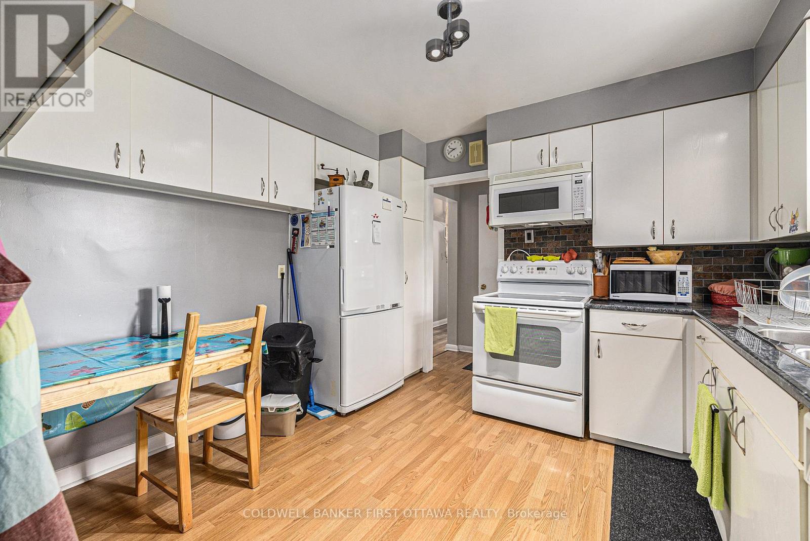 Photo 6 of 3061 Upper Otterson Place, Ottawa ON