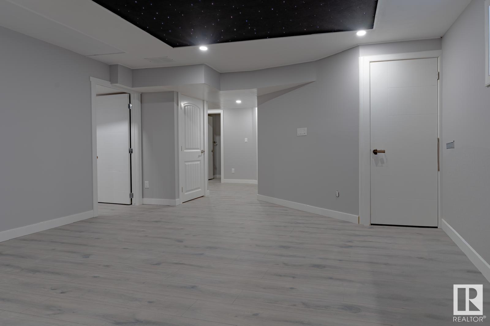 Photo 34 of 2922 17 A Avenue Nw, Edmonton AB