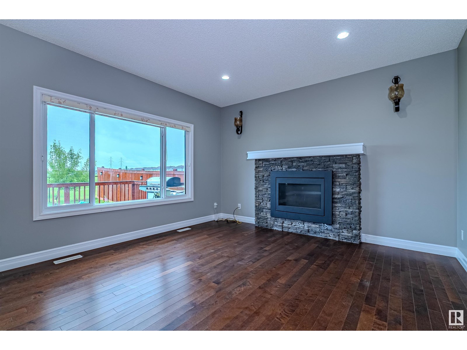 Photo 12 of 2922 17 A Avenue Nw, Edmonton AB