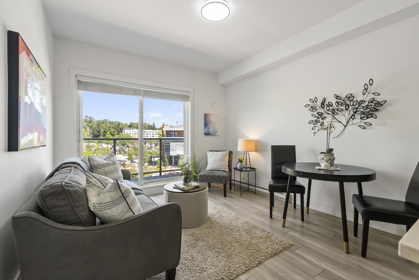 Photo 2 of 603 13978 Fraser Highway, Surrey BC