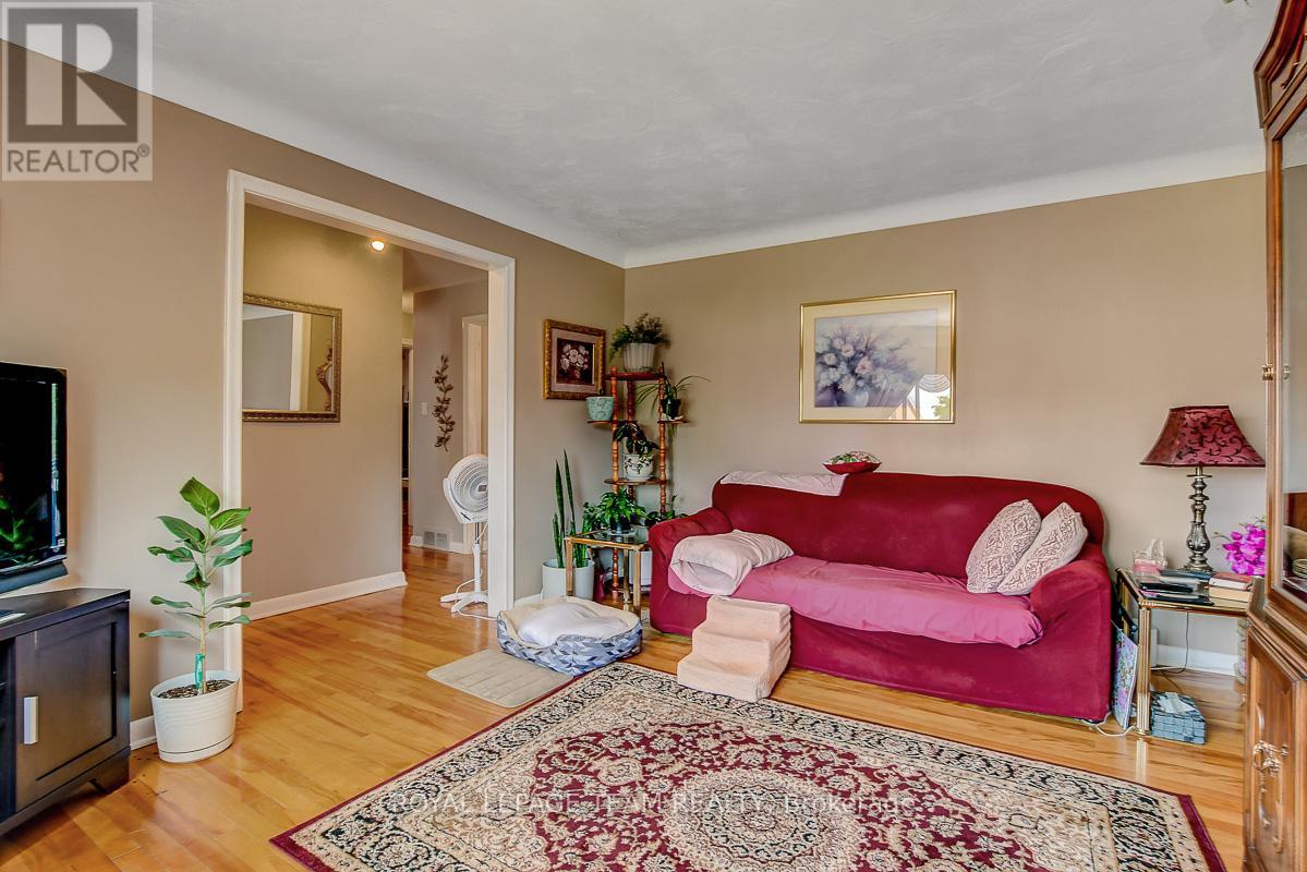 Photo 34 of 775 Trojan Avenue, Ottawa ON