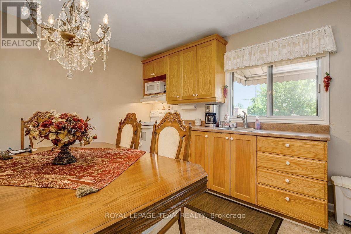 Photo 8 of 775 Trojan Avenue, Ottawa ON