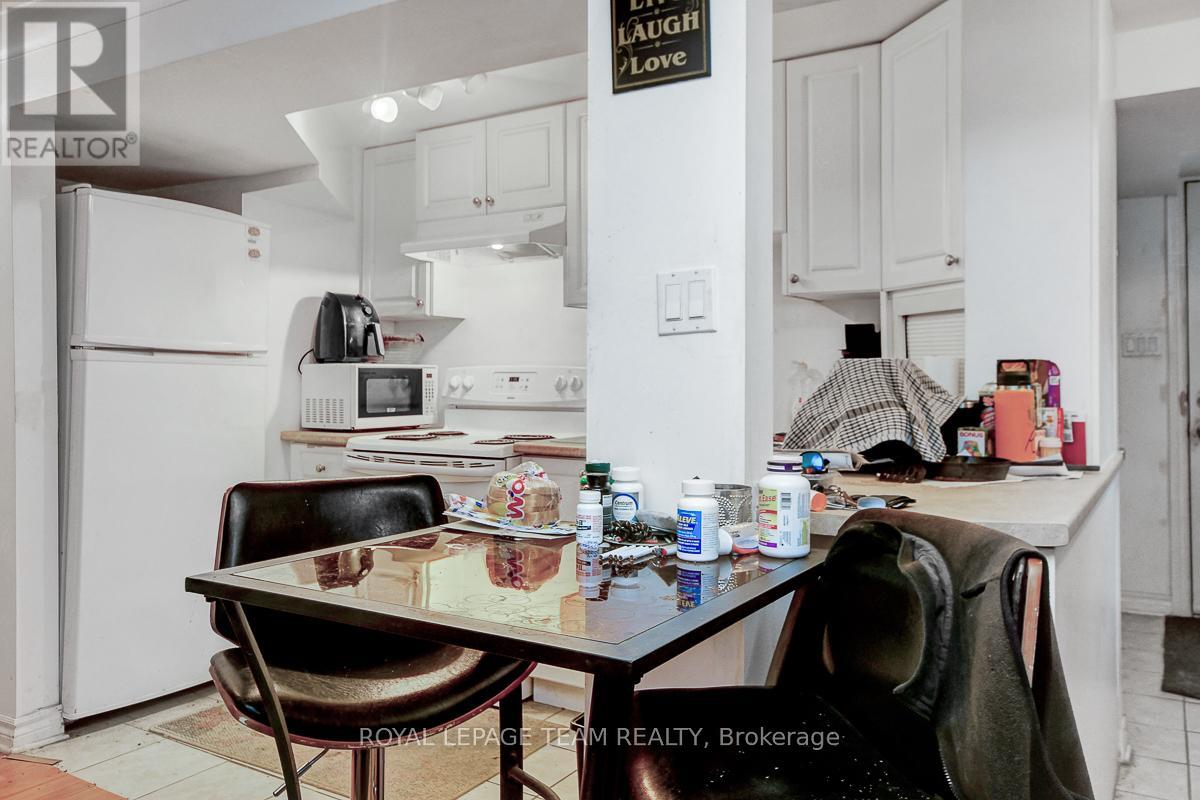 Photo 5 of 775 Trojan Avenue, Ottawa ON