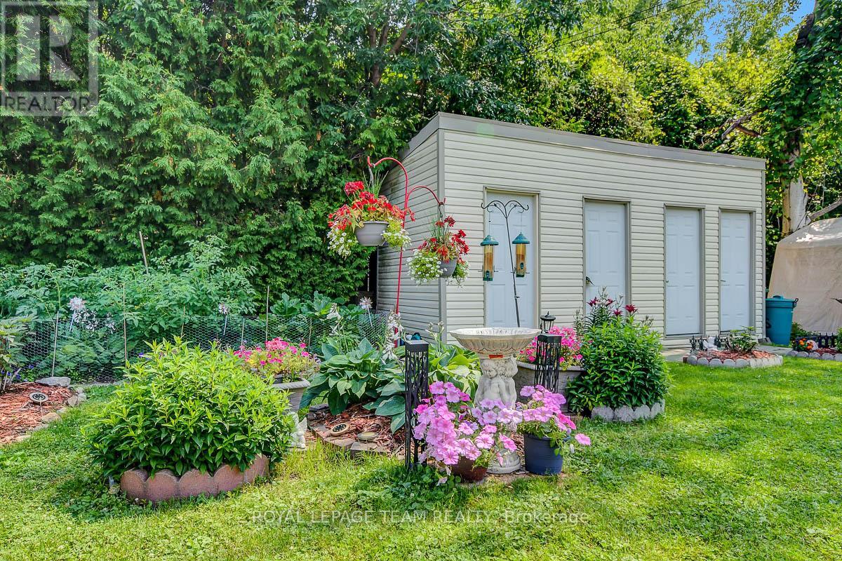 Photo 11 of 775 Trojan Avenue, Ottawa ON