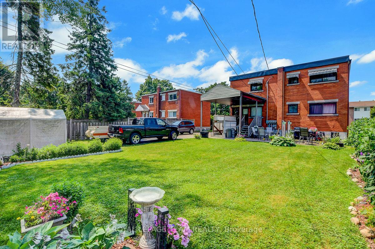 Photo 18 of 775 Trojan Avenue, Ottawa ON