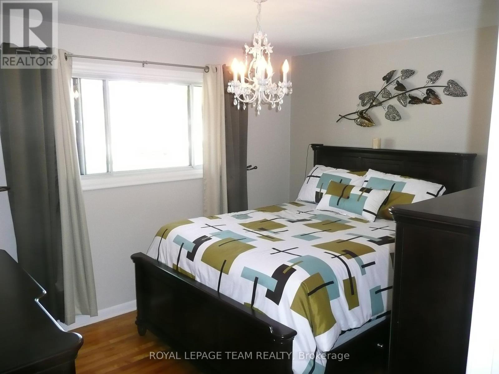 Photo 1 of 775 Trojan Avenue, Ottawa ON
