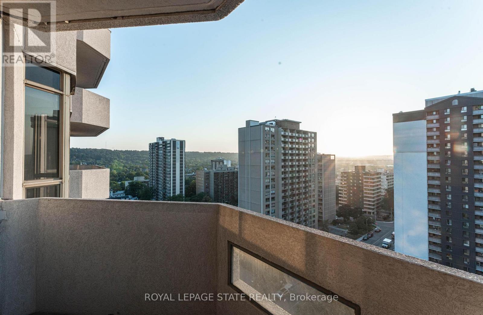 Photo 32 of 1703 67 Caroline Street S, Hamilton ON