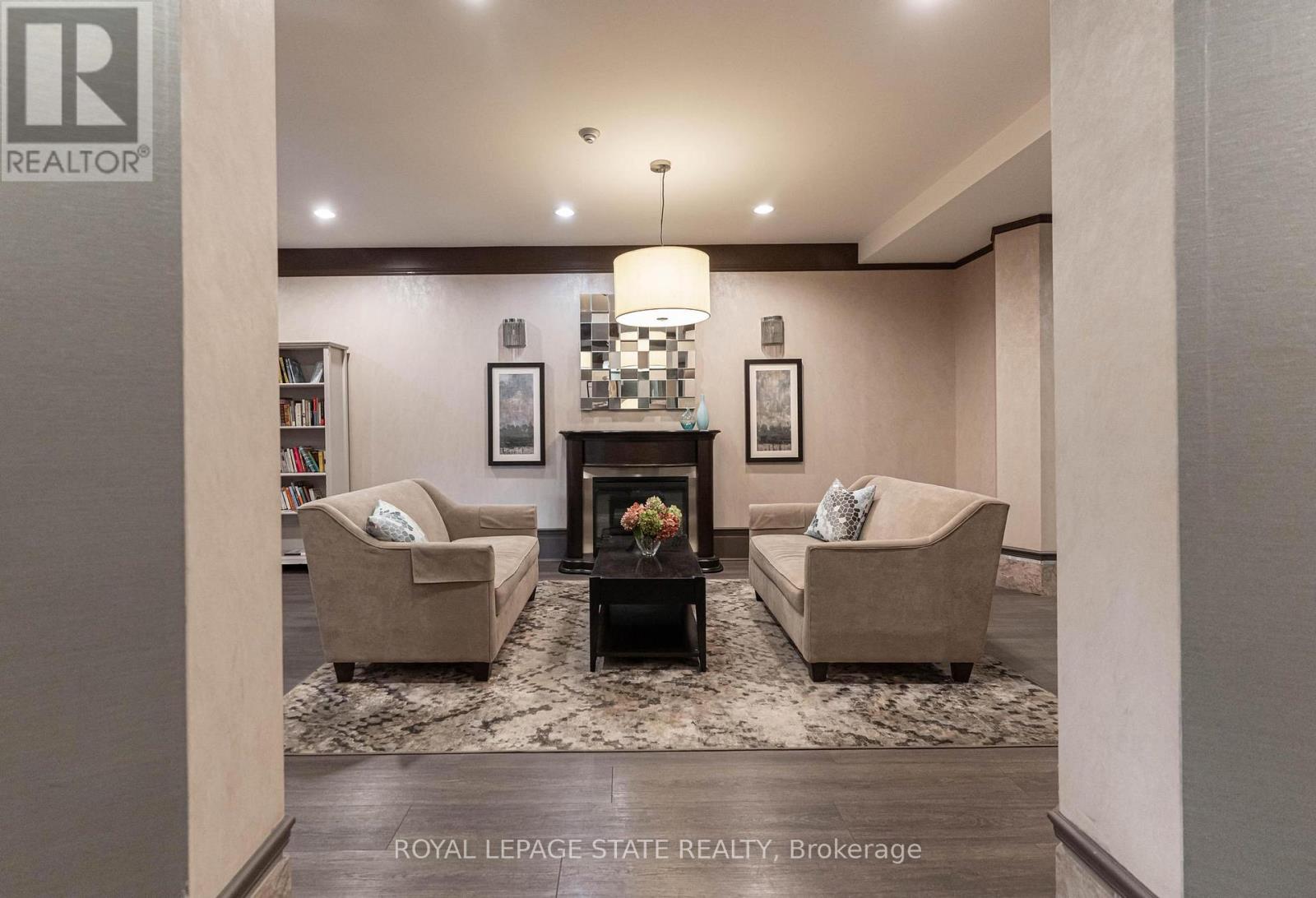 Photo 14 of 1703 67 Caroline Street S, Hamilton ON