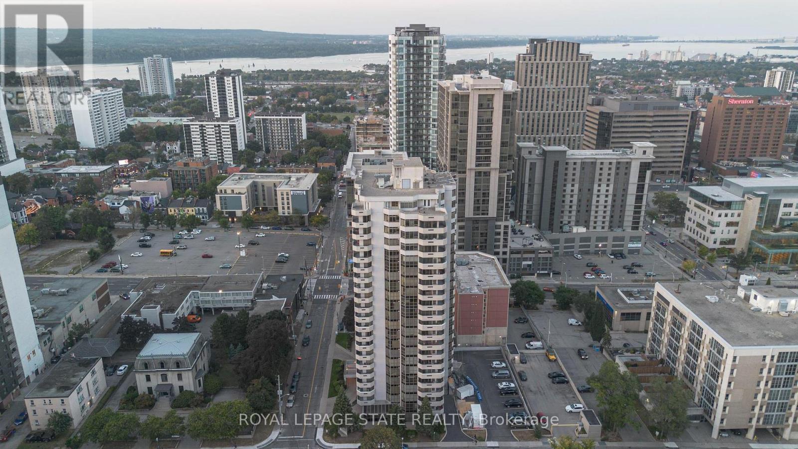 Photo 7 of 1703 67 Caroline Street S, Hamilton ON