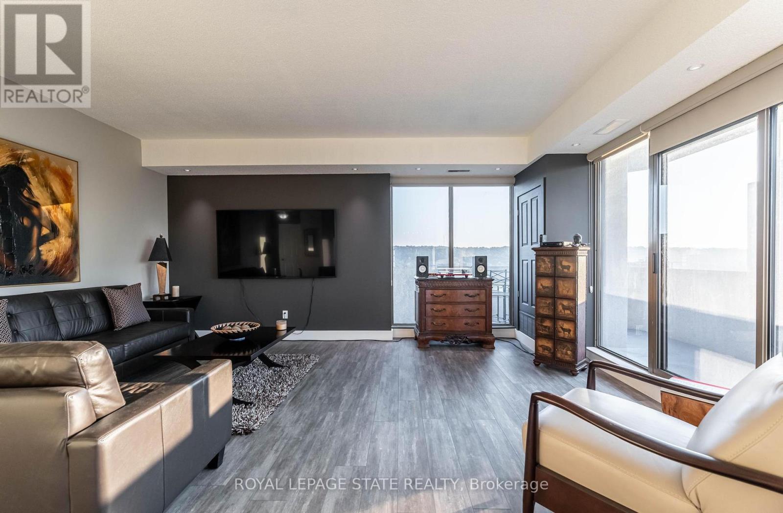 Photo 39 of 1703 67 Caroline Street S, Hamilton ON