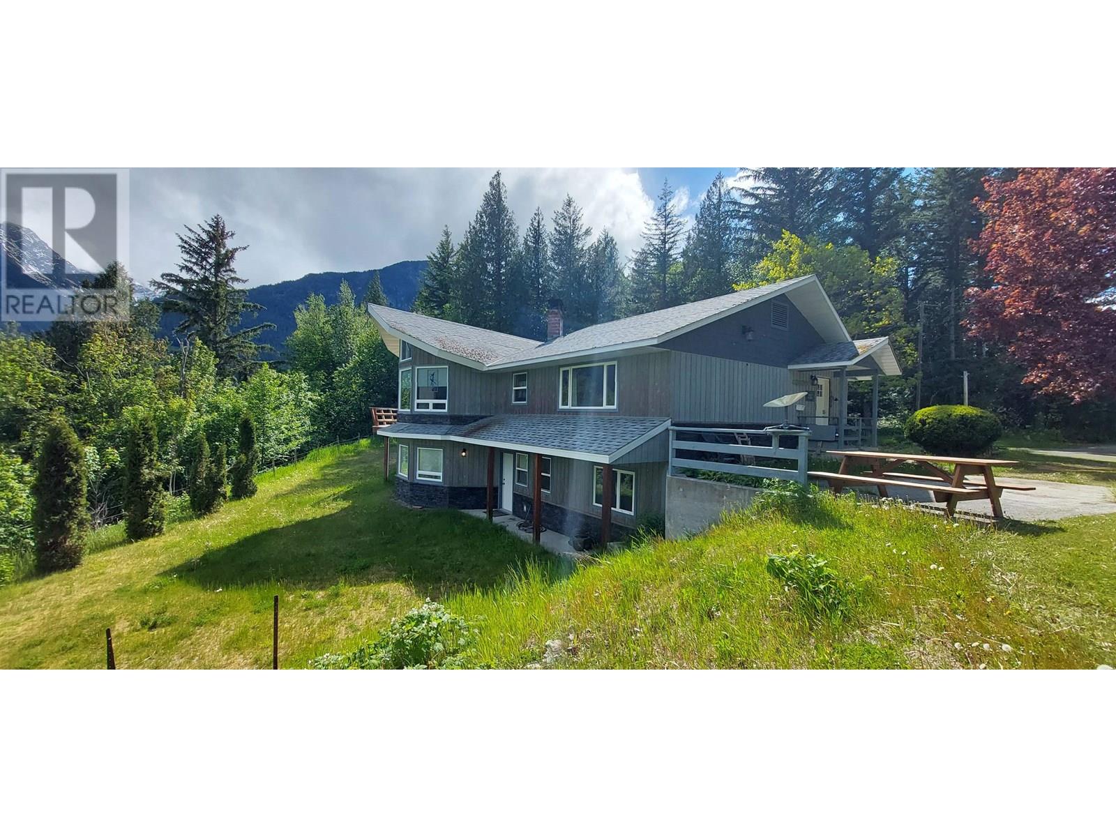 4770 MACKENZIE HIGHWAY, Bella Coola