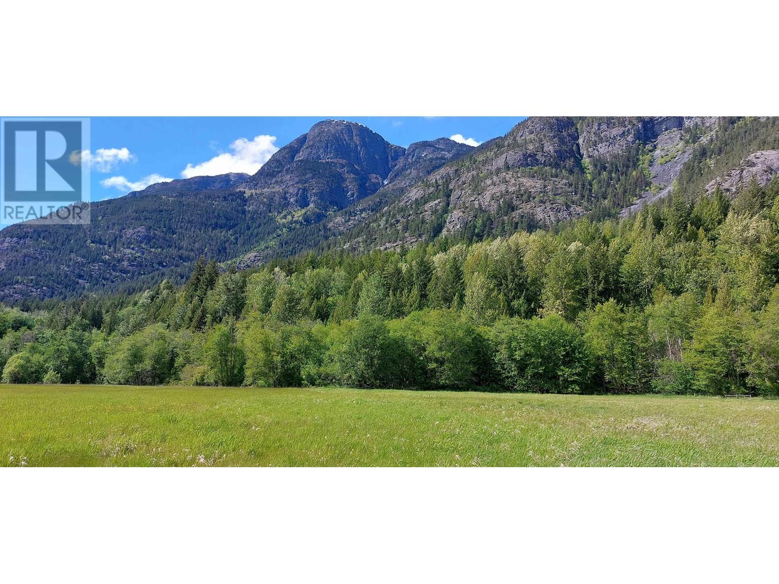 4770 MACKENZIE HIGHWAY - 40