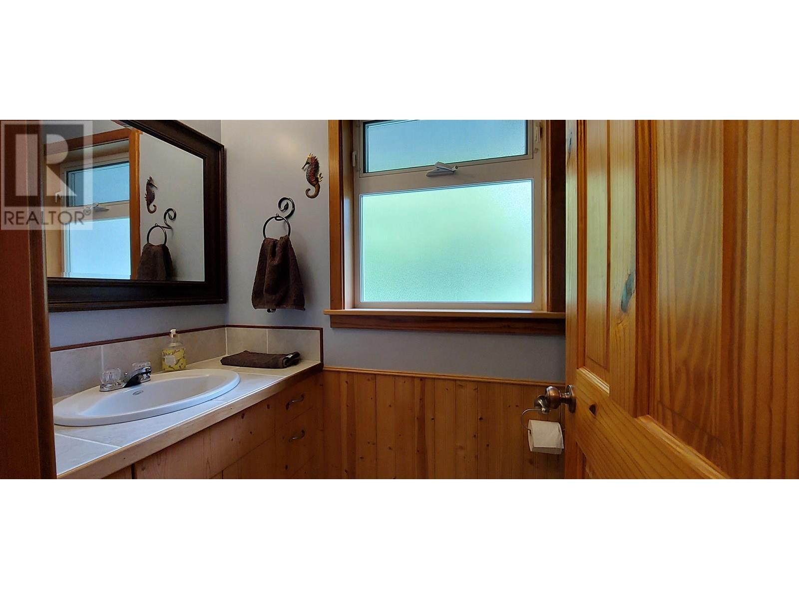 4770 MACKENZIE HIGHWAY, Bella Coola