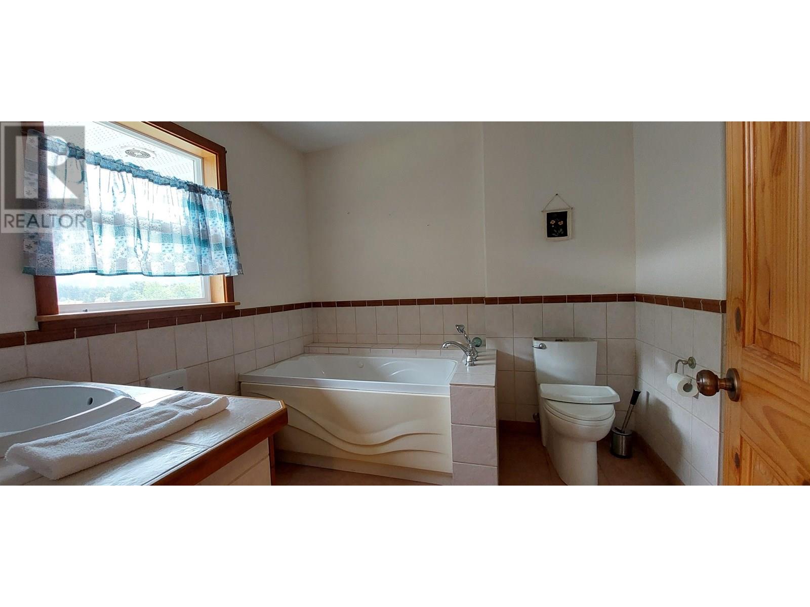 4770 MACKENZIE HIGHWAY, Bella Coola