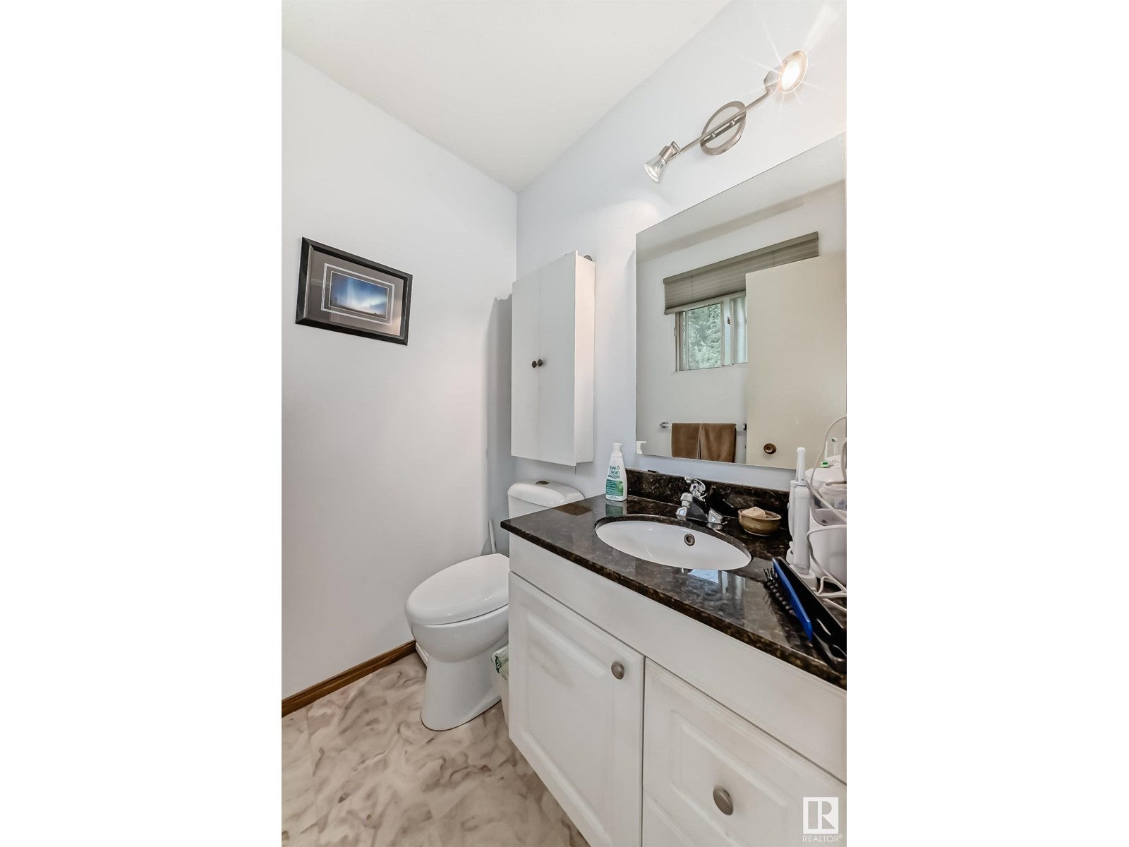 Photo 5 of 16 Merryvale Cr, Sherwood Park AB