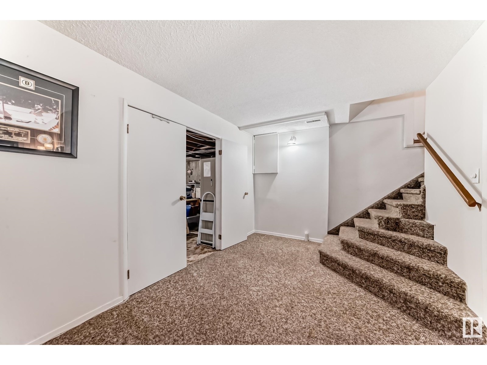 Photo 33 of 16 Merryvale Cr, Sherwood Park AB