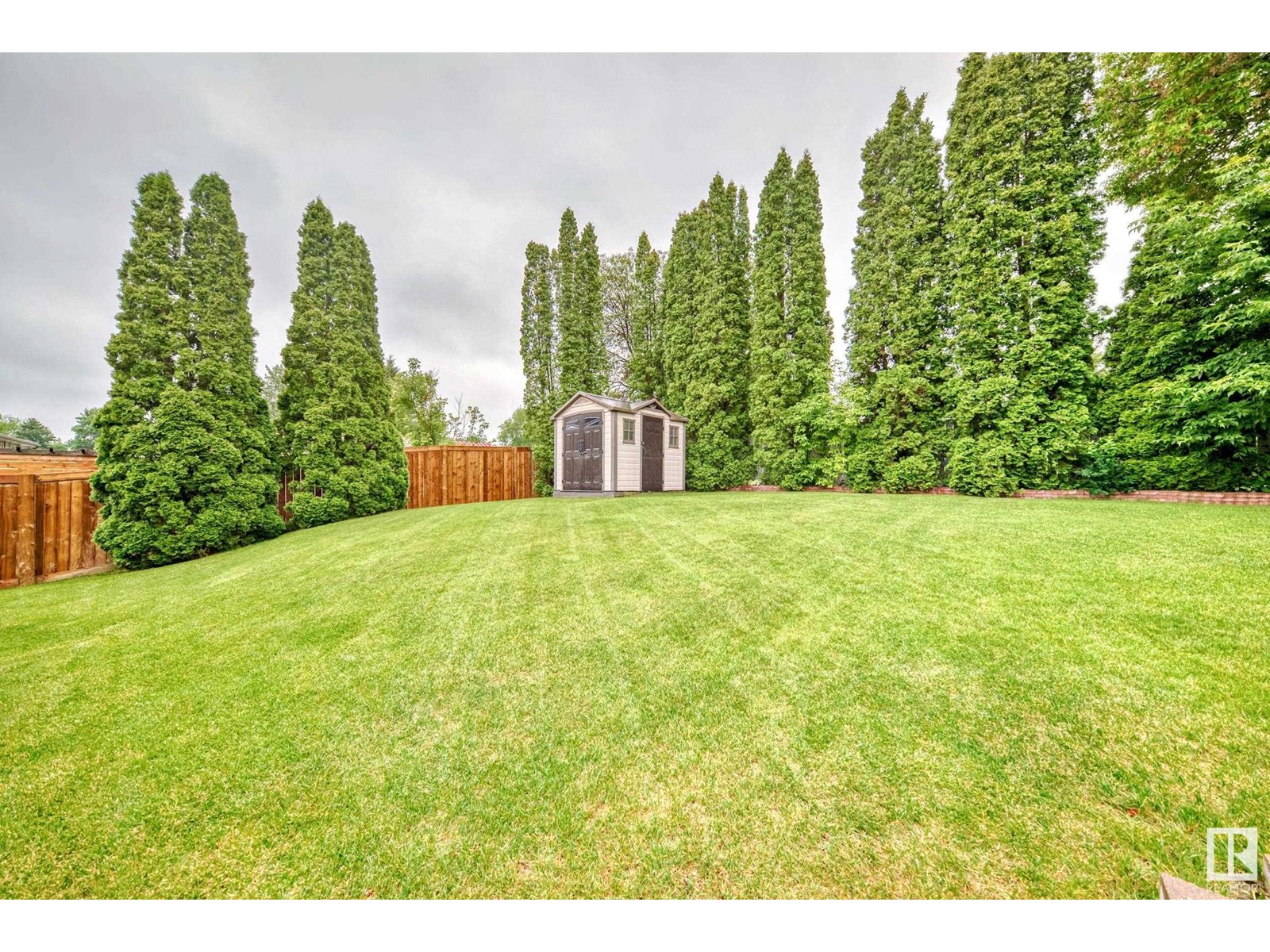 Photo 4 of 16 Merryvale Cr, Sherwood Park AB