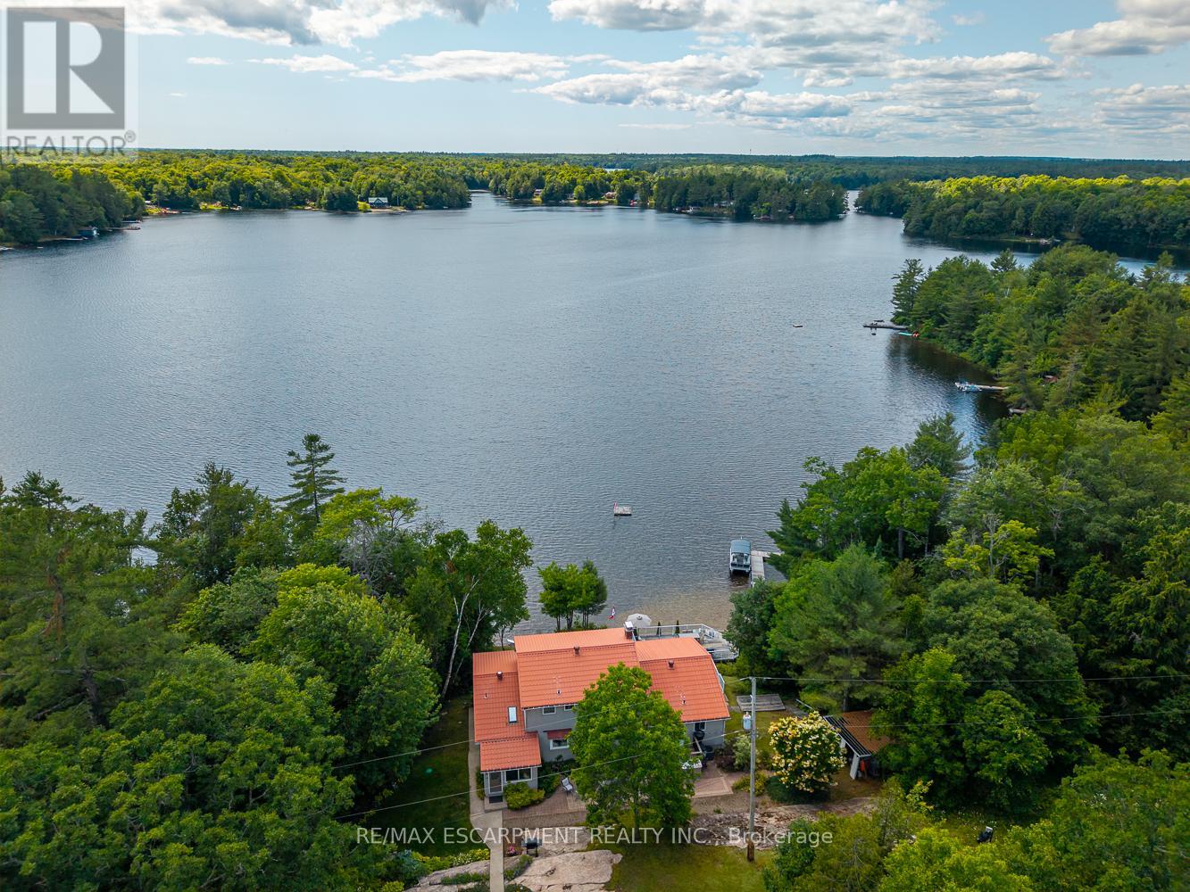 Photo 7 of 32 10th Concession Road, Seguin ON