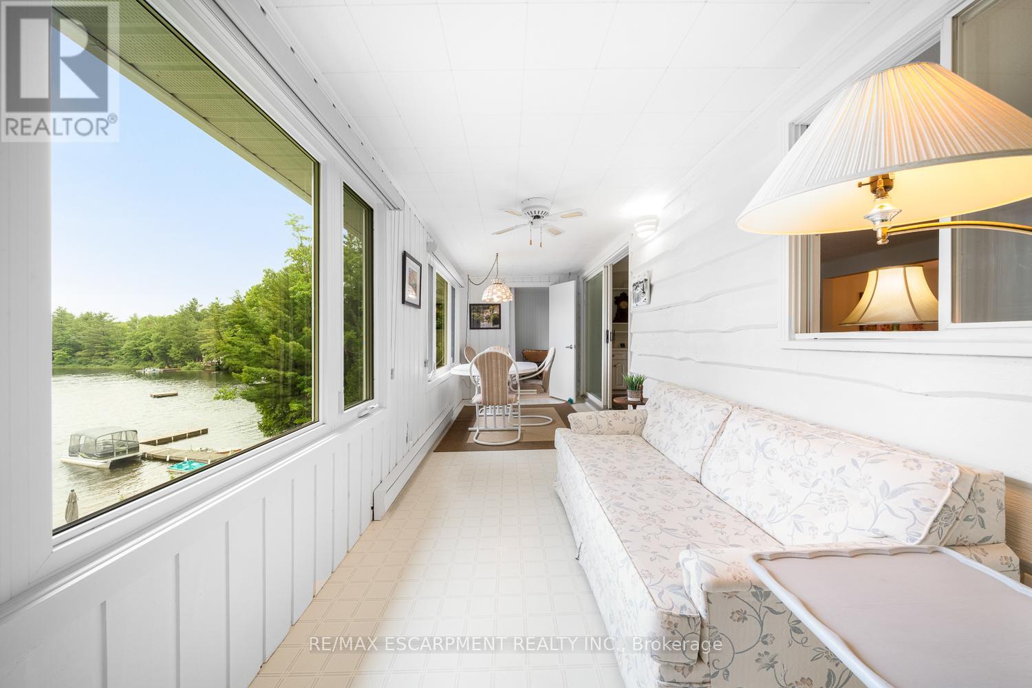 Photo 10 of 32 10th Concession Road, Seguin ON