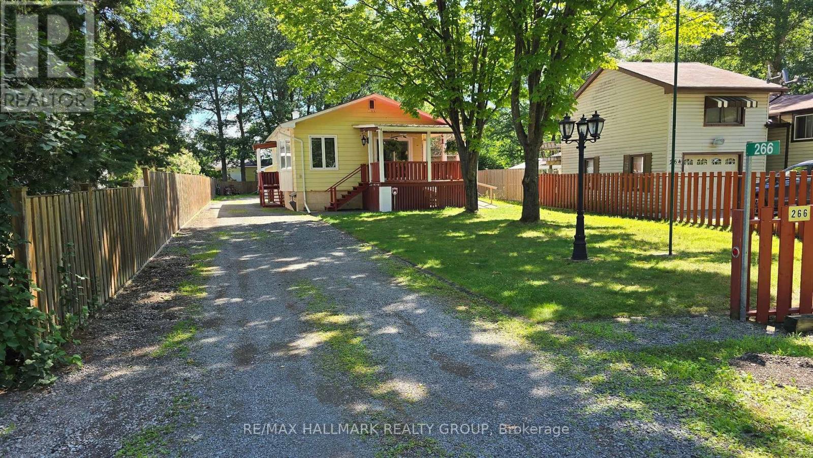 Welcome to 266 Baldwin Street! 42' x 219' lot