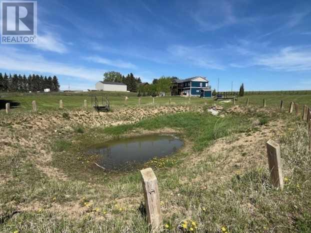 Single Family House for Sale in  Township Road  Silver Springs Rural Lacombe County 