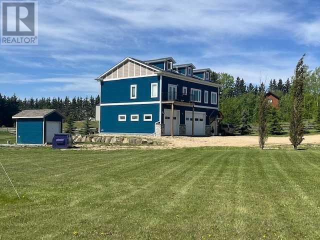 Single Family House for Sale in  Township Road  Silver Springs Rural Lacombe County 