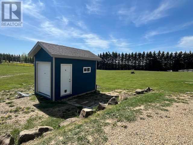 Single Family House for Sale in  Township Road  Silver Springs Rural Lacombe County 