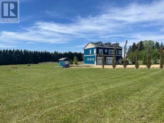 Single Family House for Sale in  Township Road  Silver Springs Rural Lacombe County 