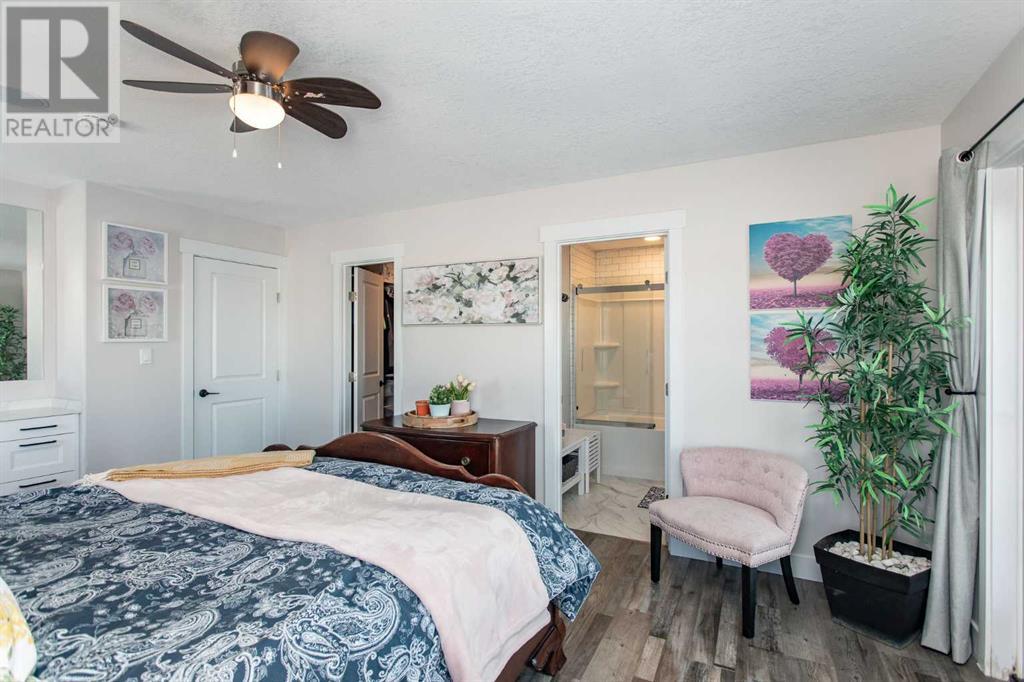 Single Family House for Sale in  Township Road  Silver Springs Rural Lacombe County 