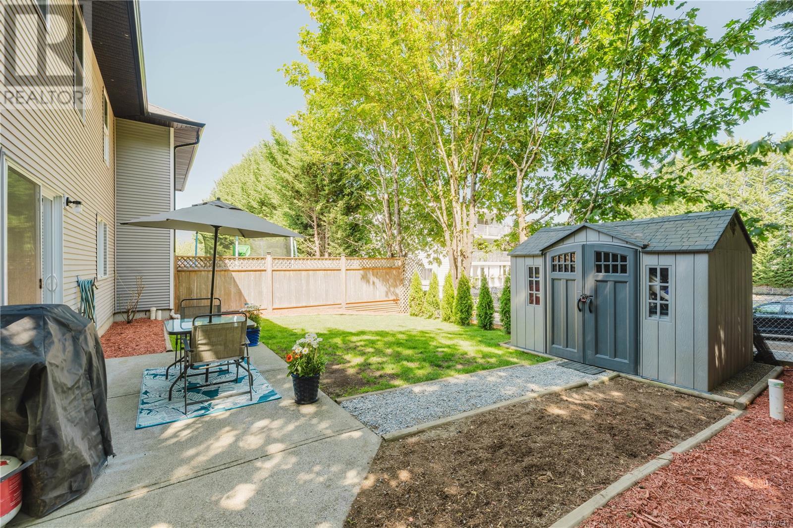 Photo 31 of 6181 Drombeg Pl, Duncan BC