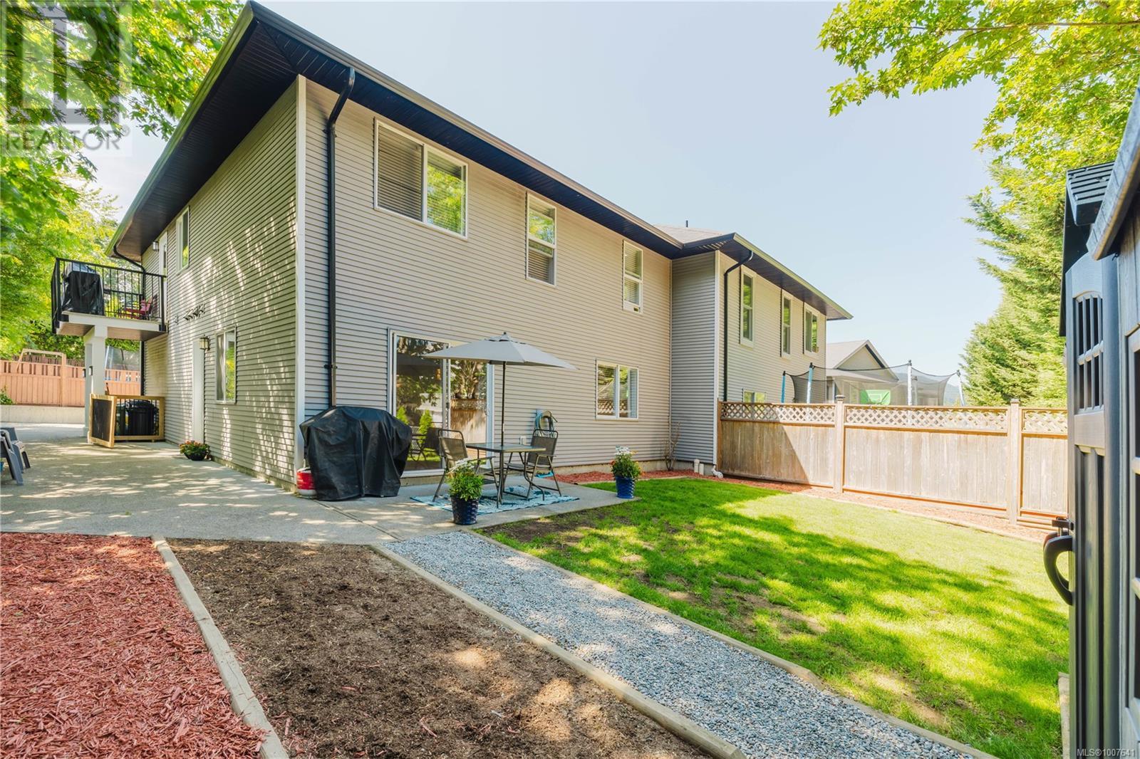 Photo 32 of 6181 Drombeg Pl, Duncan BC