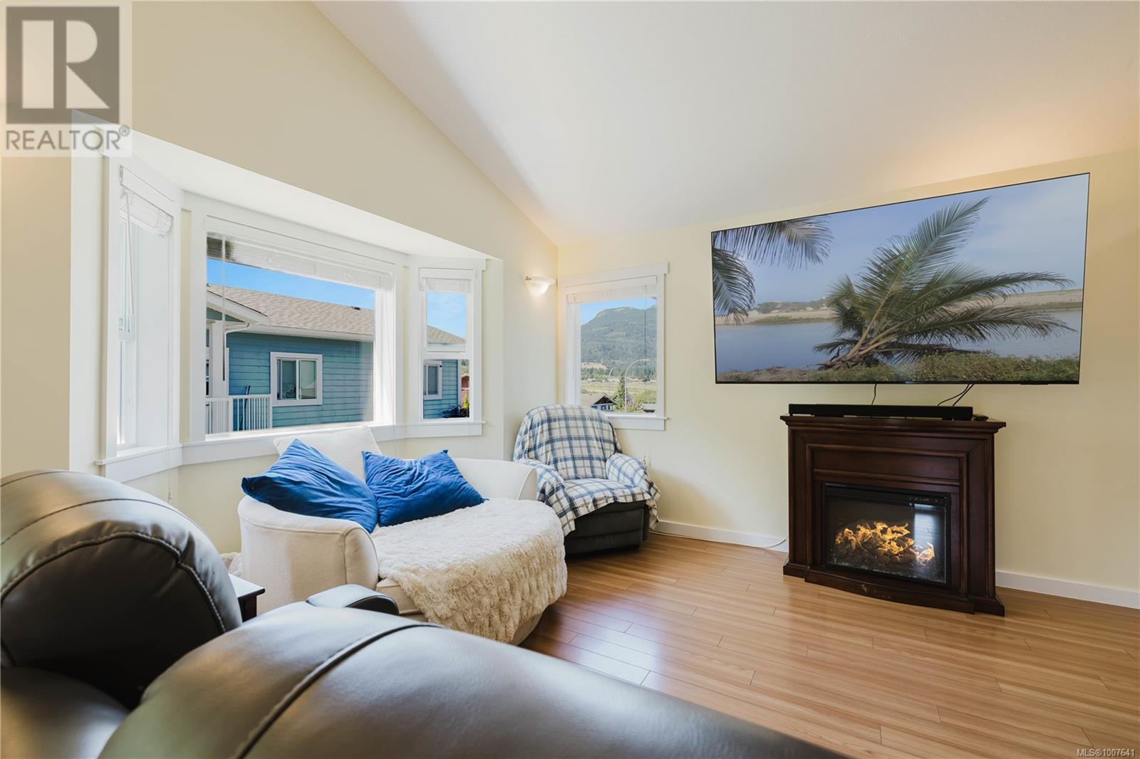 Photo 6 of 6181 Drombeg Pl, Duncan BC