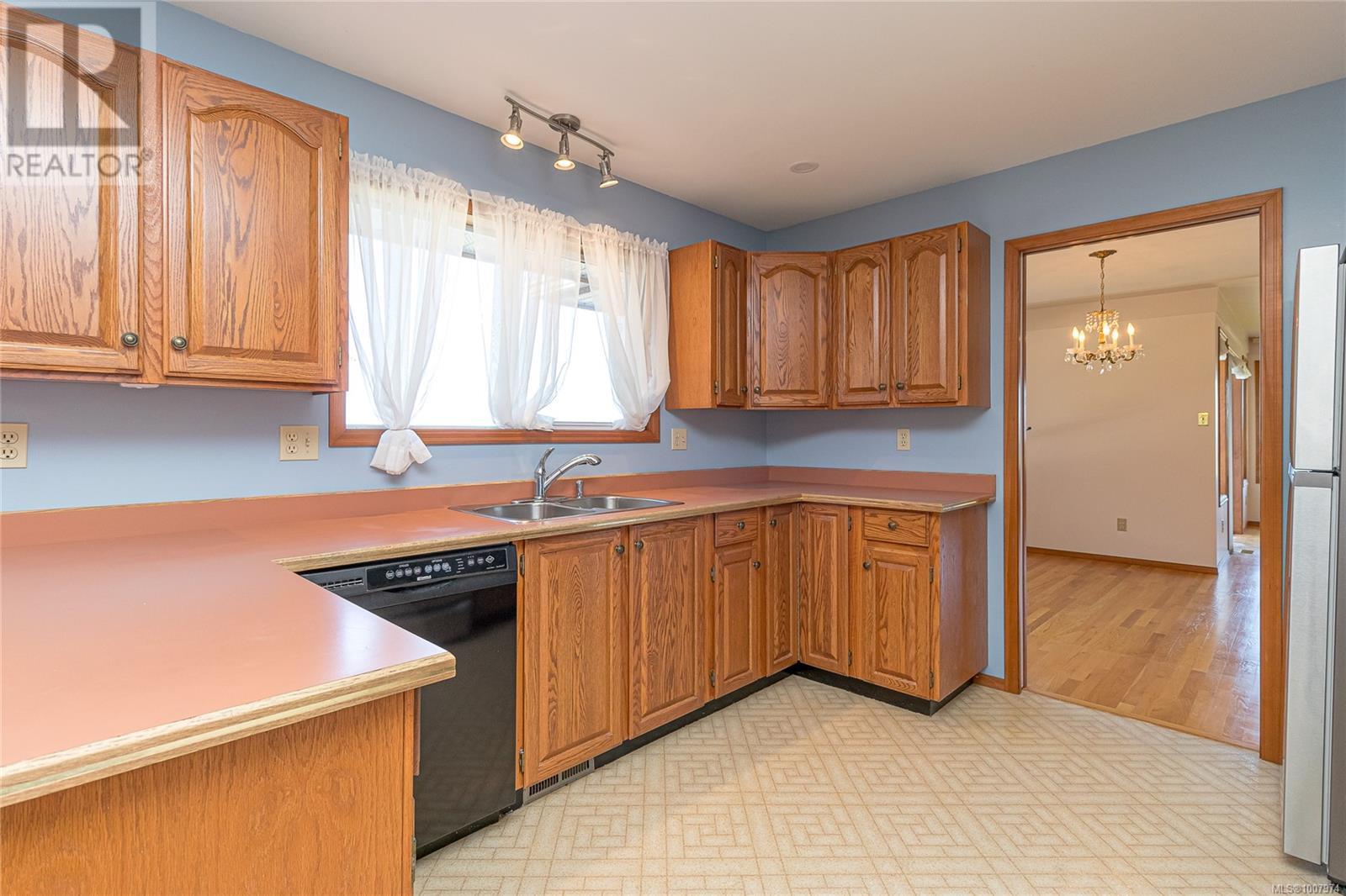 303 LAGOON RD - Image 12